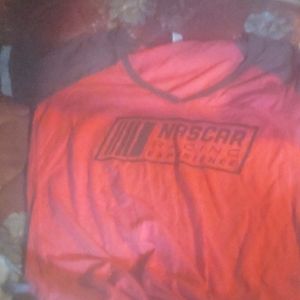 Brand: dist rict size: Small color: red-ish but more pink